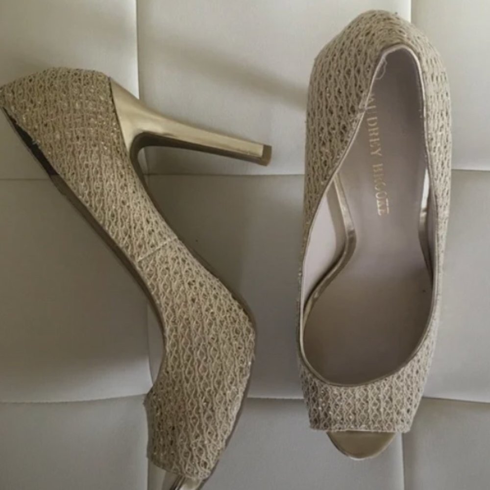 Champagne Sparkle Heels Quillian | Audrey Brooke